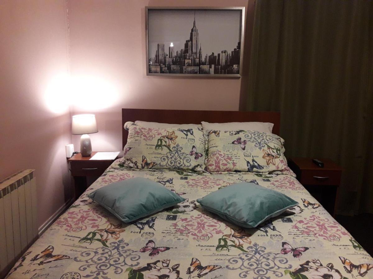 Hostal Torres Del Paine 2 Пунта-Аренас Екстер'єр фото